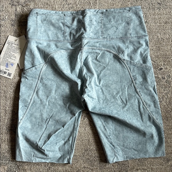 Lululemon fast and free HR short 10”, size 10, light blue, to dye for - Picture 2 of 6